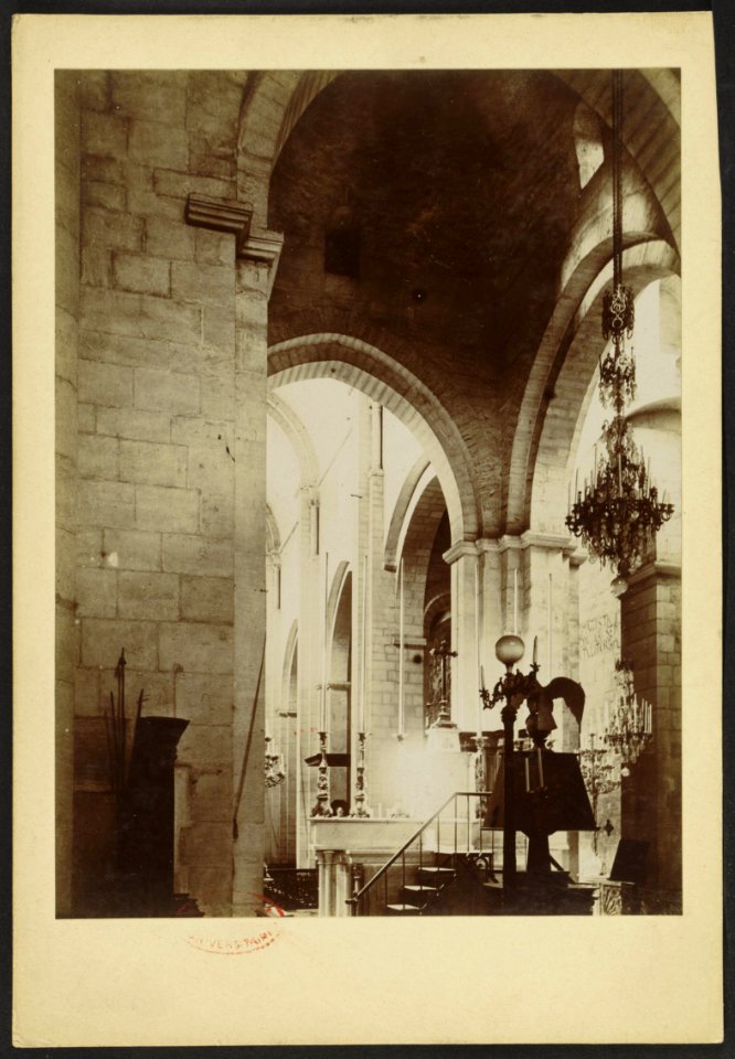 Cathédrale Saint-Trophime d'Arles - J-A Brutails - Université Bordeaux Montaigne - 1982