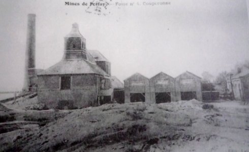 Cauchy-à-la-Tour - Fosse n° 4 - 4 bis des mines de Ferfay (A)