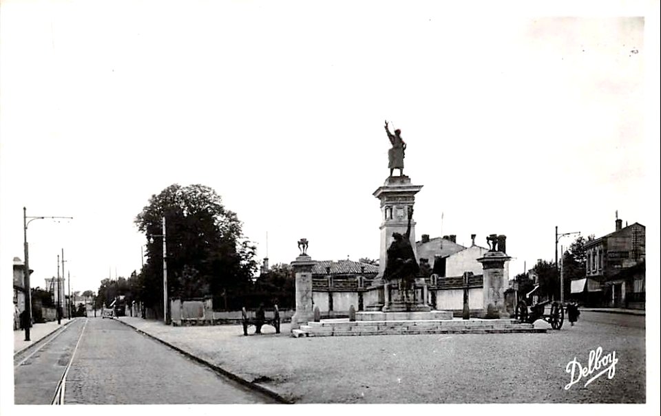 Caudéran - Monument aux morts 7