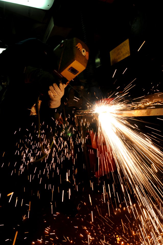 Causing sparks aboard the USS Kearsarge DVIDS130445