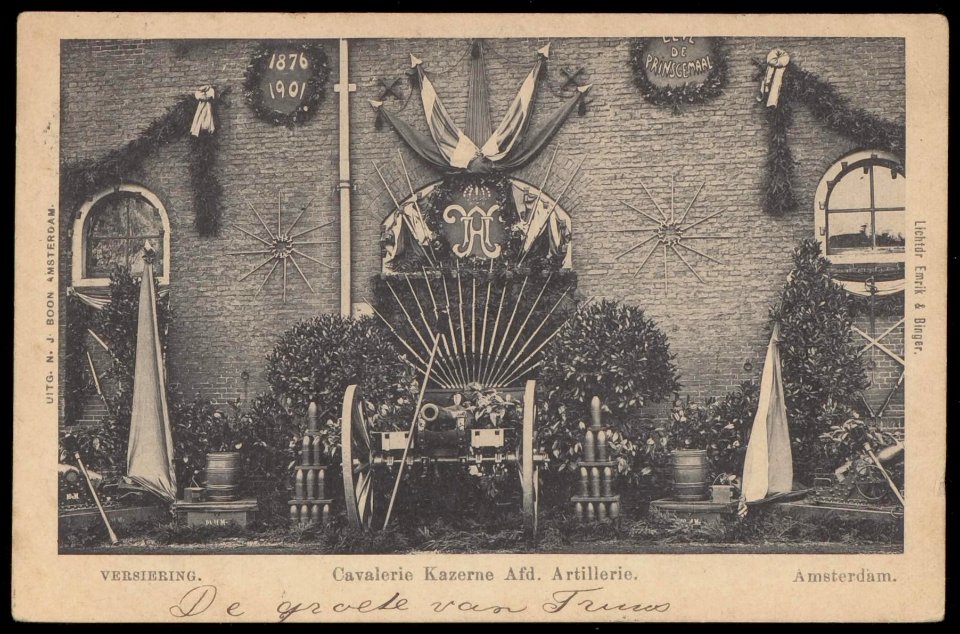 Cavalerie Kazerne, Sarphatistraat 112. Uitgave N.J. Boon, Amsterdam