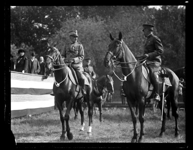 Cavalry LCCN2016890816