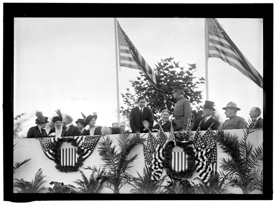 CAVALRY REVIEW BY PRESIDENT WILSON. SEEN IN STAND- PRESIDENT WILSON; GENERAL WOOD; COL. HARTS; DR. GRAYSON; GARRISON LCCN2016864959
