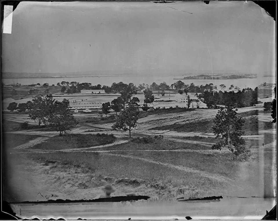 Cavalry stables at Giesboro, D.C - NARA - 529076