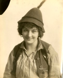 Grand opera singer Marie Cavan (SAYRE 20407)