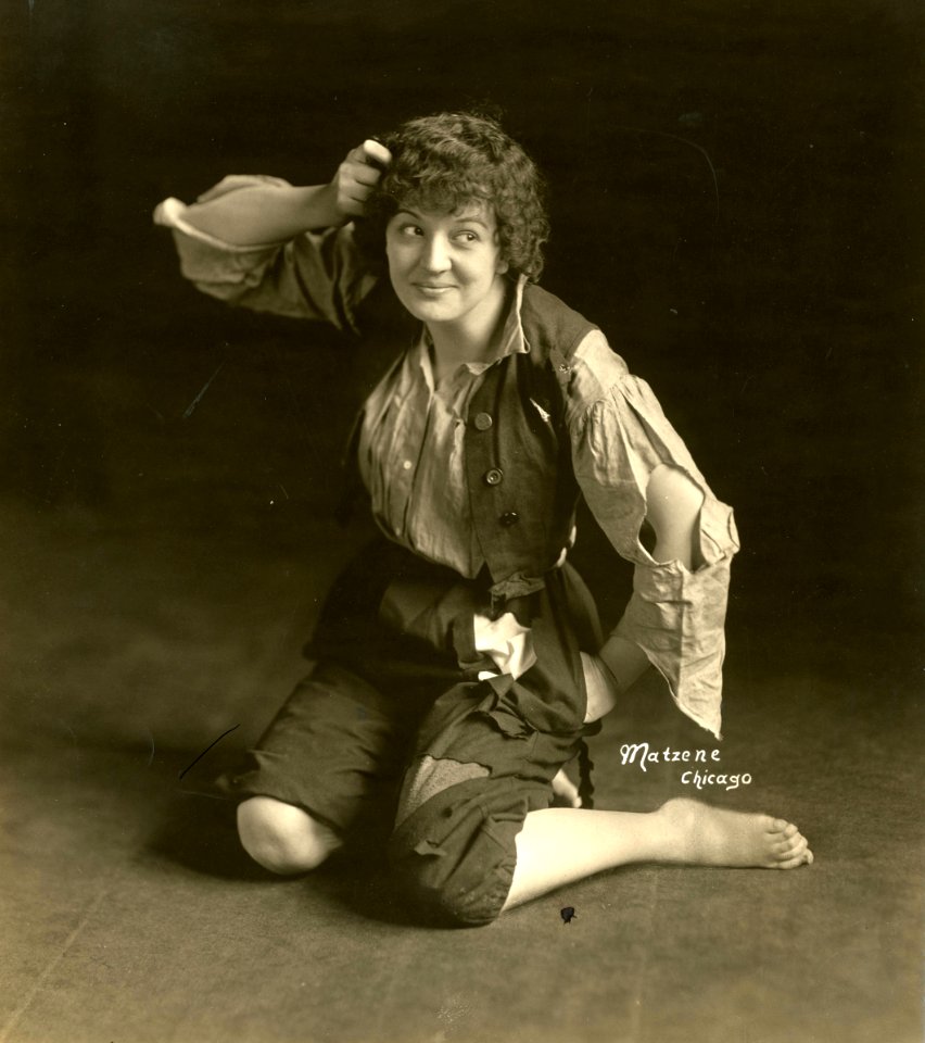 Grand opera singer Marie Cavan (SAYRE 19163)