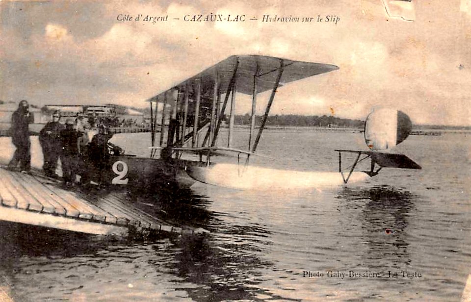 Cazaux-Lac - Hydravion sur le slip