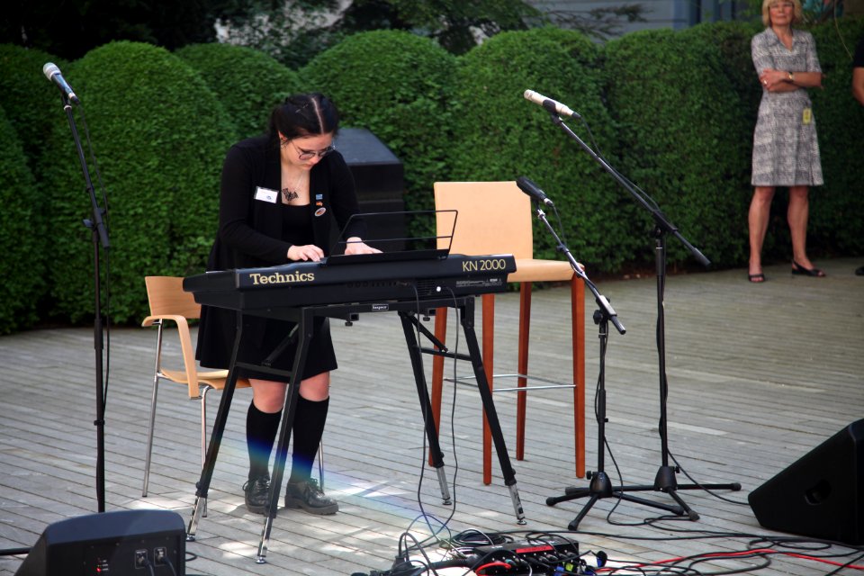 CBYX participant performs song at Berlin Day 2017 (34658953722)
