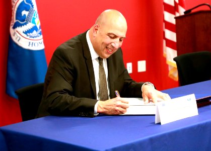 CBP signs MOU with the U.S. Chamber of Commerce - 51205325101