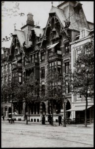 Ceintuurbaan 249-257. Op nummer 251-255 het Huis met de Kabouters, Afb PRKBB00217000003
