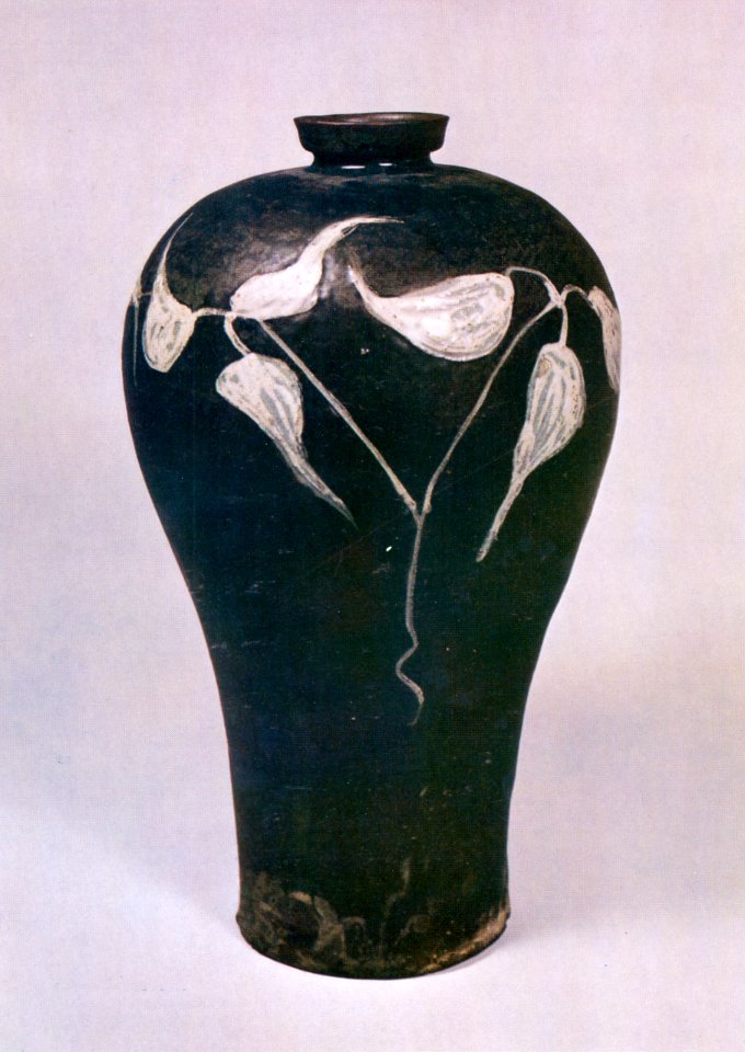 Celadon Prunus Vase with Paste-on-paste Ginseng Leaf Design in Underglaze Iron