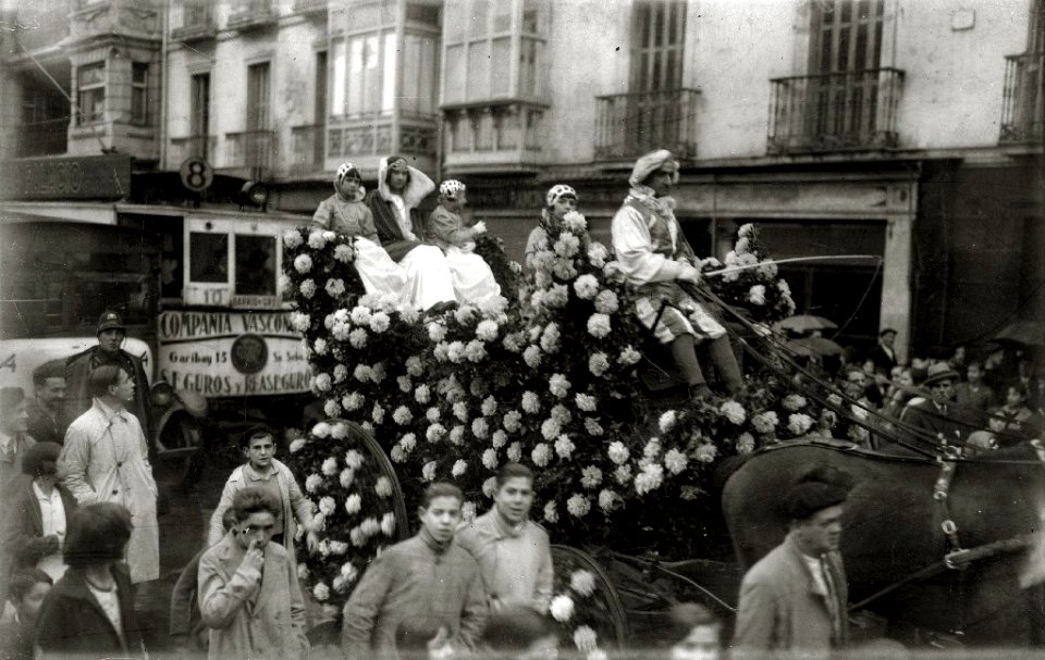 Celebración de la festividad de San Sebastián (3 de 6) - Fondo Car-Kutxa Fototeka