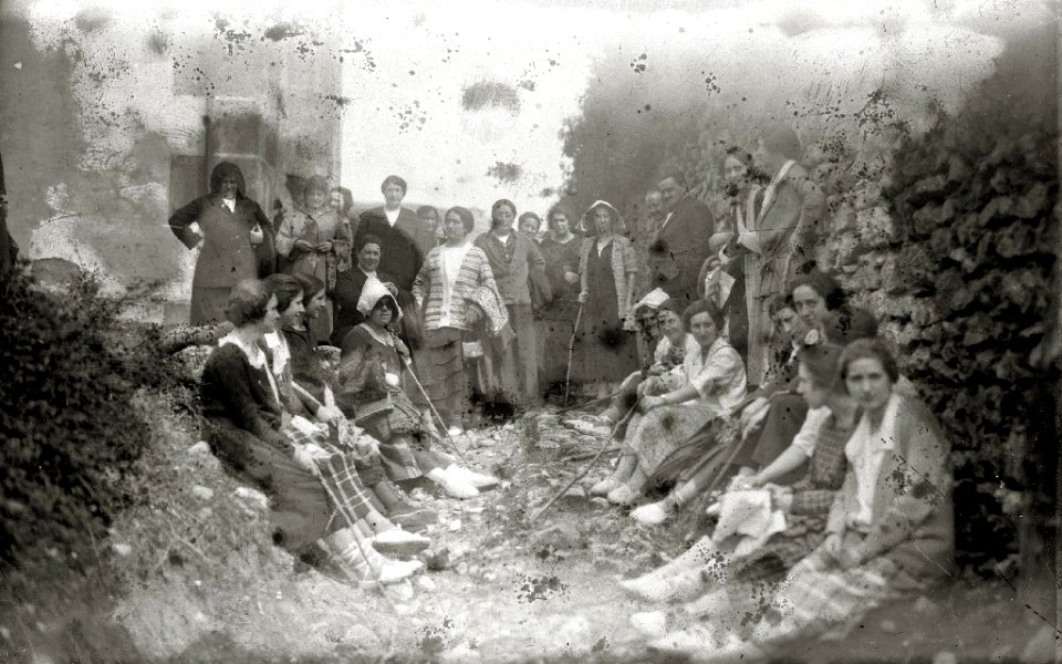 Celebración de una romería a Arantzazu - Azpeitia (13 de 30) - Fondo Car-Kutxa Fototeka