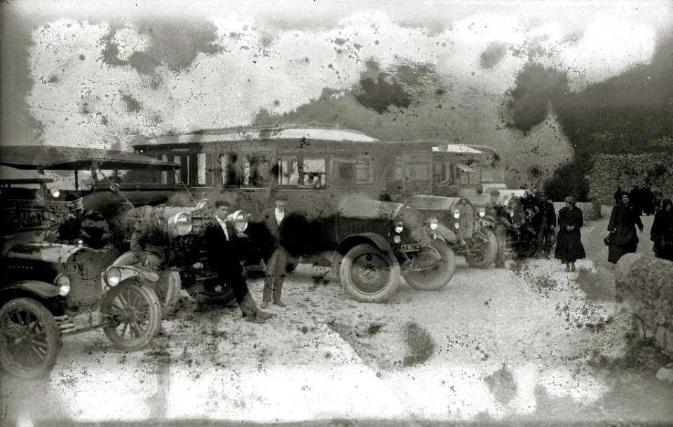 Celebración de una romería a Arantzazu - Azpeitia (12 de 30) - Fondo Car-Kutxa Fototeka