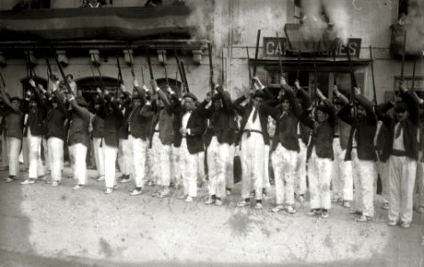 Celebración del alarde de Irun con motivo de las fiestas de San Marcial (19 de 49) - Fondo Car-Kutxa Fototeka