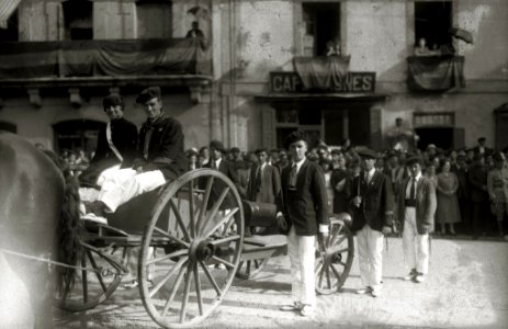 Celebración del alarde de Irun con motivo de las fiestas de San Marcial (22 de 49) - Fondo Car-Kutxa Fototeka