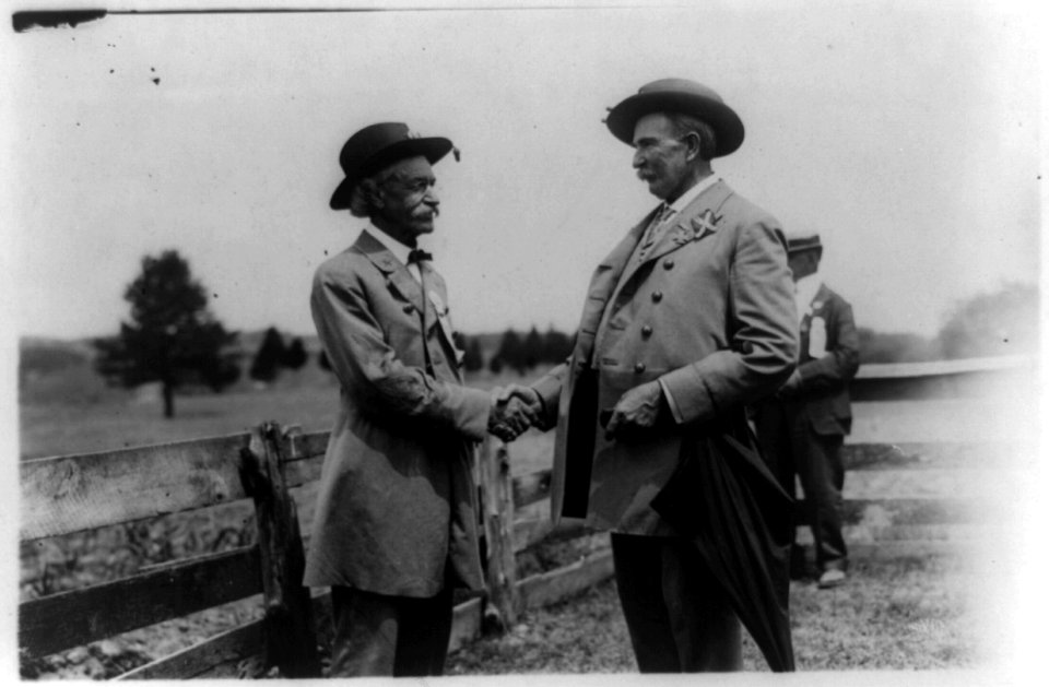 Celebration at Bull Run- 2 Confederate veterans shaking hands LCCN2002717804