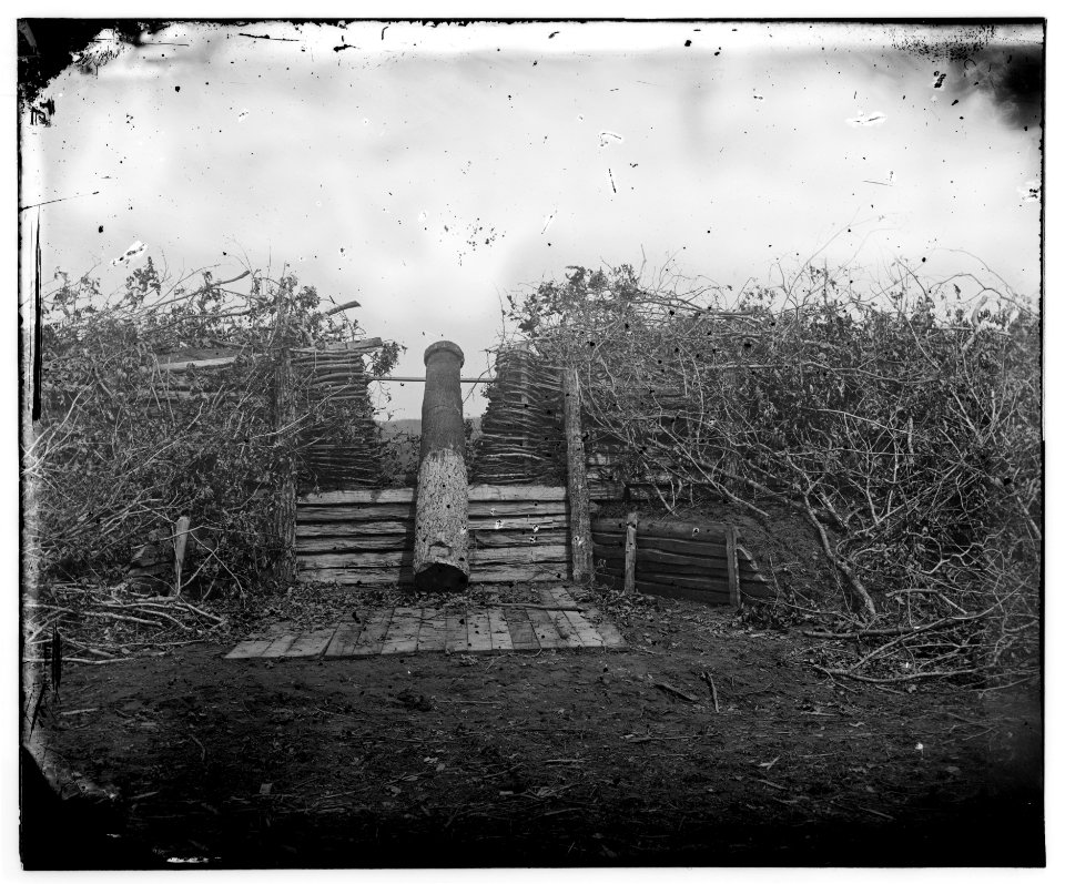 Centreville, Virginia. Confederate fort with Quaker gun LOC cwpb.01353