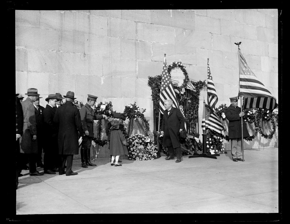 Ceremony at Washington Monument, Washington, D.C. LCCN2016891253