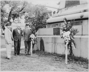 Ceremony at statue of South American patriot San Martin in Washington, D. C. President Truman was not at the... - NARA - 199736