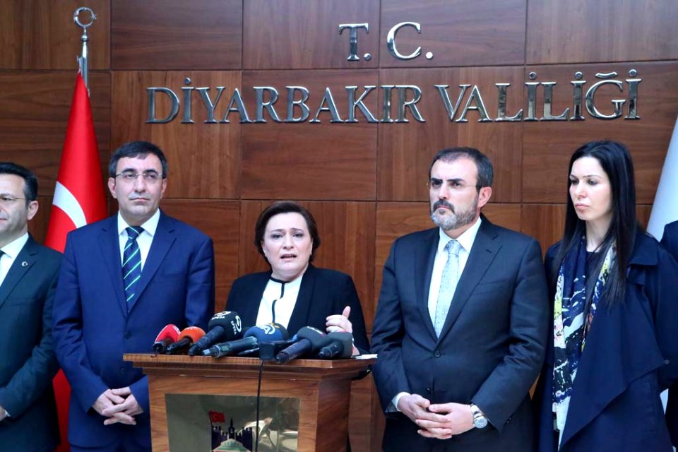 Cevdet Yılmaz, Fatma Güldemet Sarı, Mahir Ünal