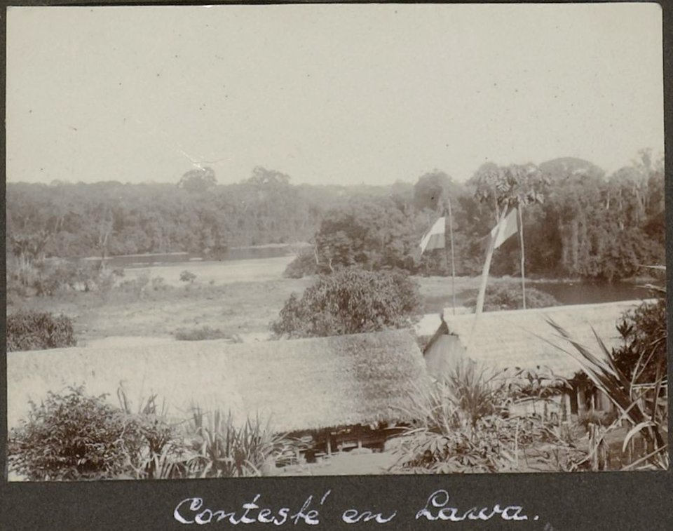 Collectie NMvWereldculturen, RV-A102-1-132, 'Contesté en Lawa'. Foto- G.M. Versteeg, 1903-1904