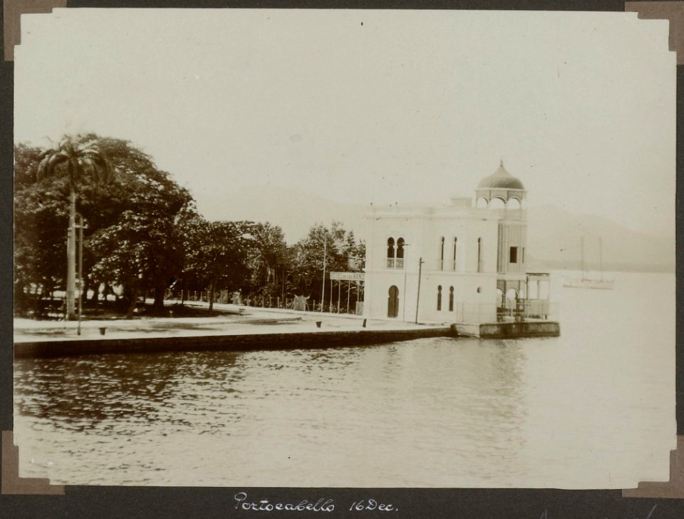 Collectie NMvWereldculturen, RV-A103-1-236, 'Portocabello'. Foto- G.M. Versteeg, 16 december 1904