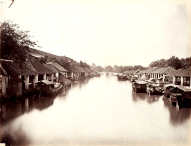 Collectie NMvWereldculturen, TM-60004997, Foto, 'De Kali Besar, Batavia', fotograaf Woodbury & Page, 1857-1872