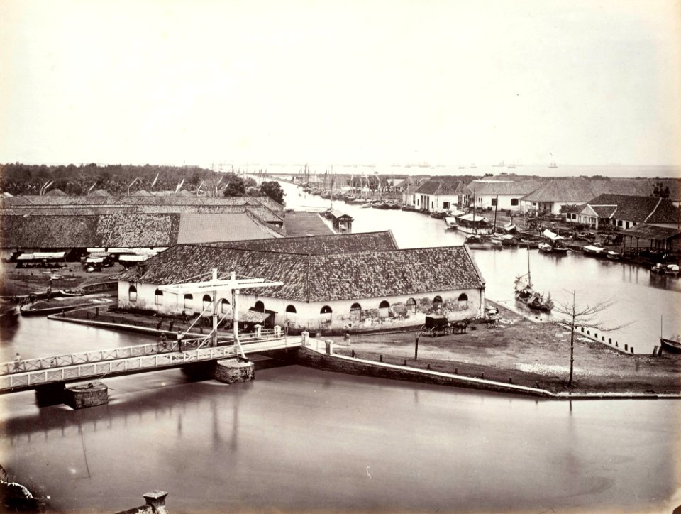Collectie NMvWereldculturen, TM-60004985, Foto, 'Gezicht vanaf de Uitkijk over het Havenkanaal, Batavia', fotograaf toegeschreven aan Woodbury & Page, 1860-1872