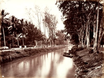 Collectie NMvWereldculturen, TM-60004951, Foto, 'Kali Tanah Abang, Batavia', fotograaf Woodbury & Page, 1860-1872
