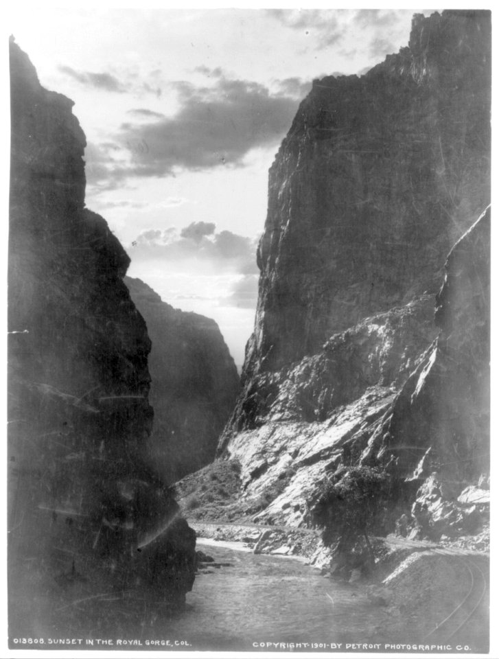 Colo. - Grand Canyon - Views- Sunset in the Royal Gorge, 1901 LCCN2006690027