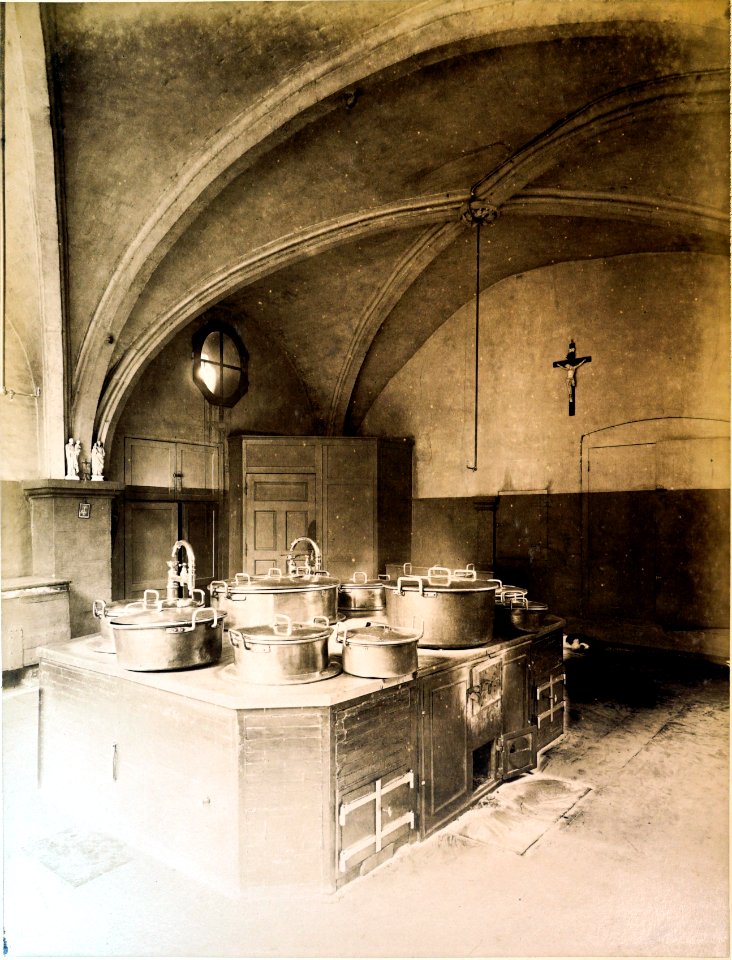 Collège des Jésuites cuisine Rothier 29503