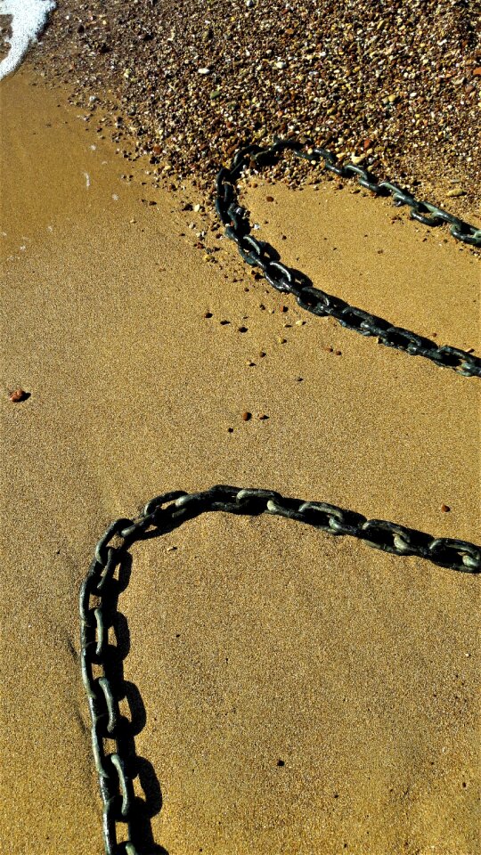 Chain link beach anchor chain