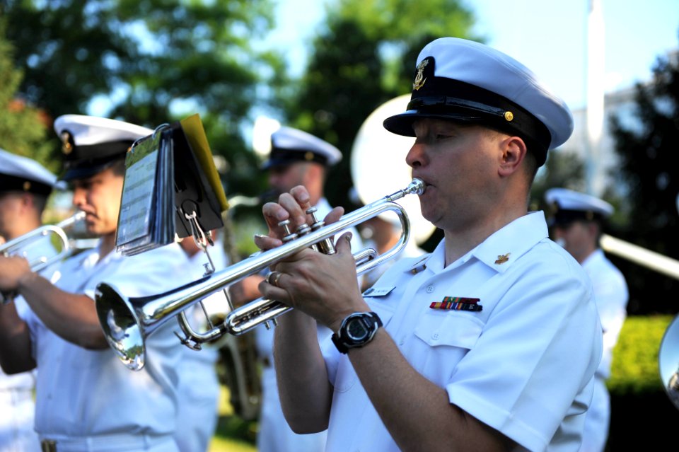 Colors at Washington Navy Yard (Flag Day) (5833393492)