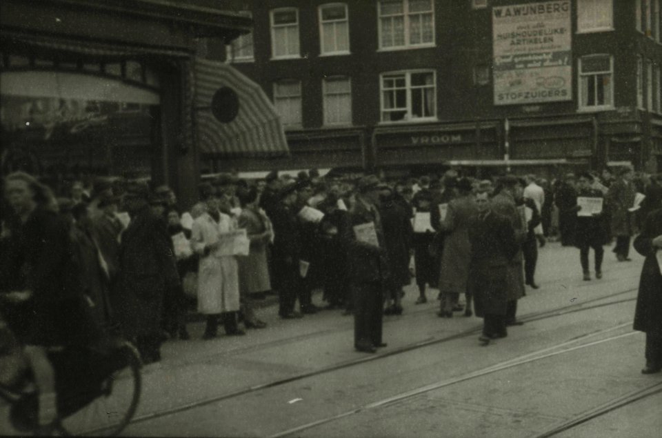 Colportage - Fotodienst der NSB - NIOD - 211859