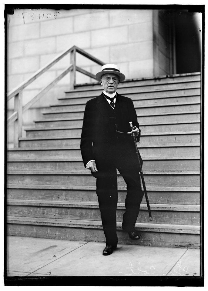 COLT, LeBARON BRADFORD. SENATOR FROM RHODE ISLAND, 1913-1924 LCCN2016870110