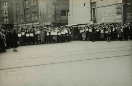 Colportage - Fotodienst der NSB - NIOD - 211856