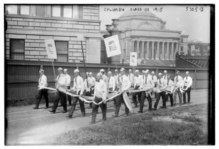Columbia Class of 1915 LCCN2014710728