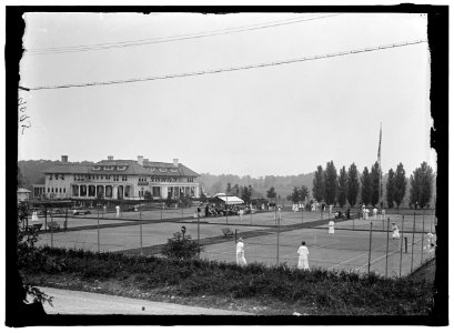 COLUMBIA COUNTRY CLUB. TENNIS COURTS LCCN2016868059