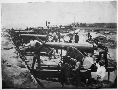 Columbiad guns of the Confederate water battery at Warrington, Florida (entrance to Pensacola Bay), 02-1861 - NARA - 519437