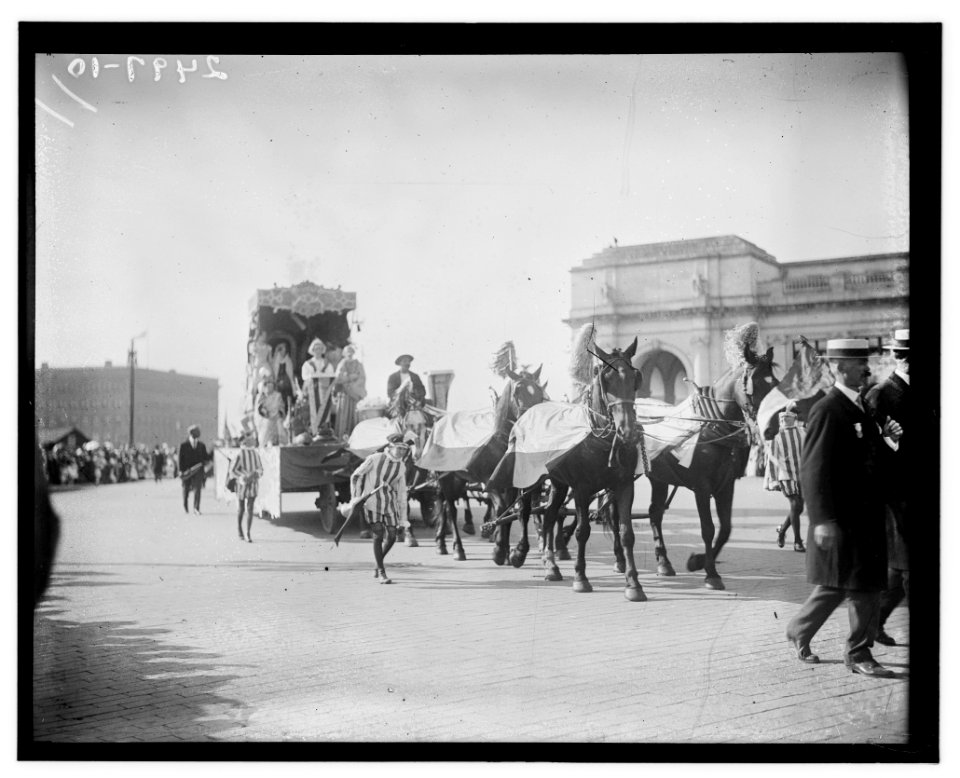 Columbus Day Memorial Celebration, Union Station, Washington, D.C., 1912 LCCN2014691390