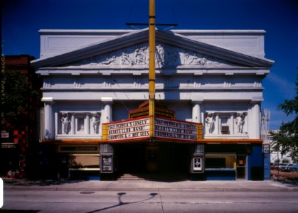 ColumbiaTheaterBatonRougeFrontKaminsky1978