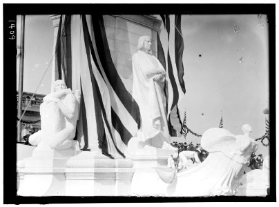 COLUMBUS MEMORIAL. STATUE OF COLUMBUS LCCN2016863847
