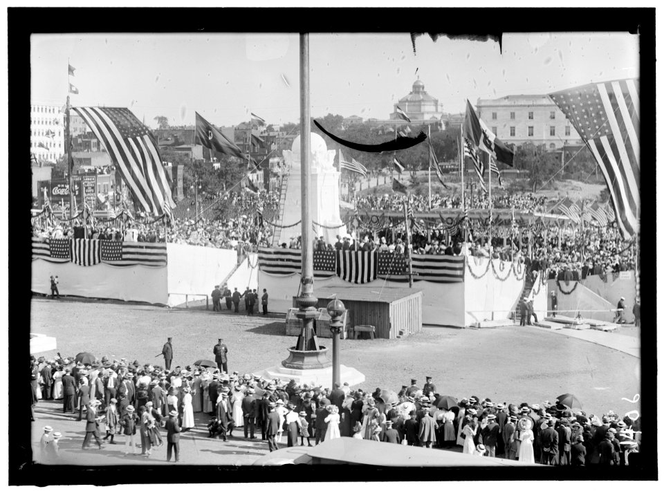 COLUMBUS MEMORIAL UNVEILING, GENERAL VIEW LCCN2016863844