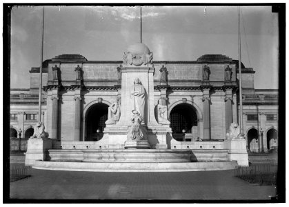COLUMBUS MONUMENT LOC hec.08134