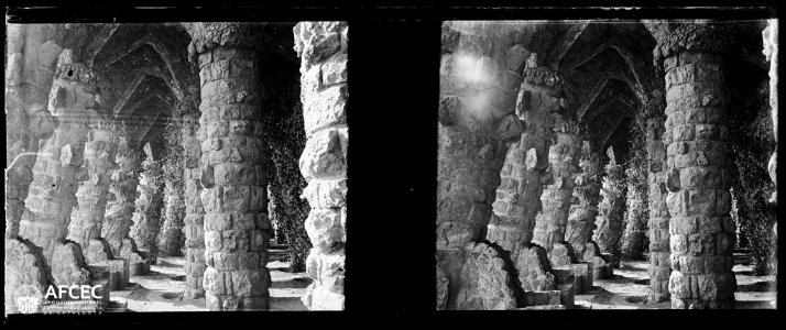 Columnes del viaducte del Parc Güell (AFCEC GAUSACHS B 10035)