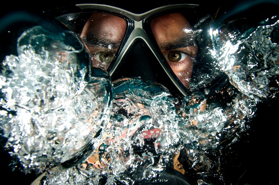 Combat Camera conducts underwater photography training. (8680027945)
