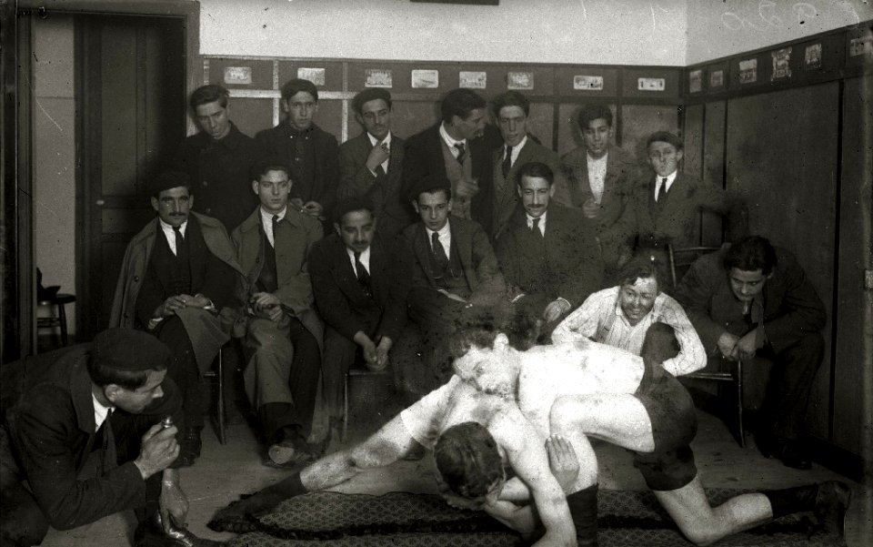 Combates de lucha libre (2 de 2) - Fondo Car-Kutxa Fototeka