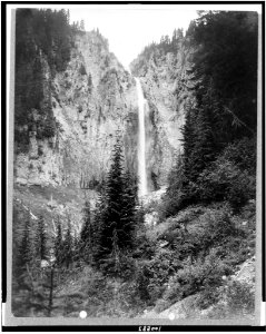 Comet Falls, Mount Rainier National Park, Washington LCCN90715353