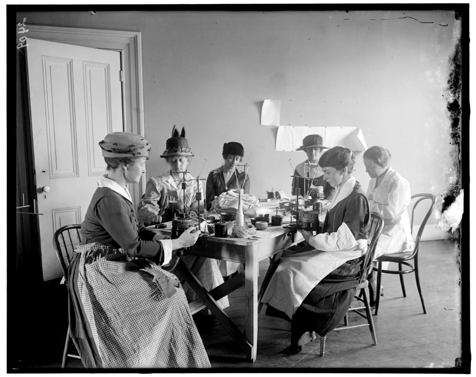 Comforts Committee of Navy League LOC hec.13931